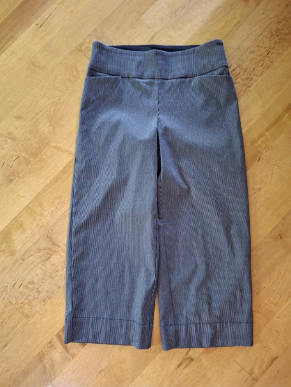 Wide-Leg Crop Pants in Navy White Stripes - Women's Tailored Style